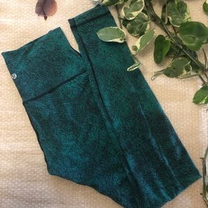 Lululemon leggings